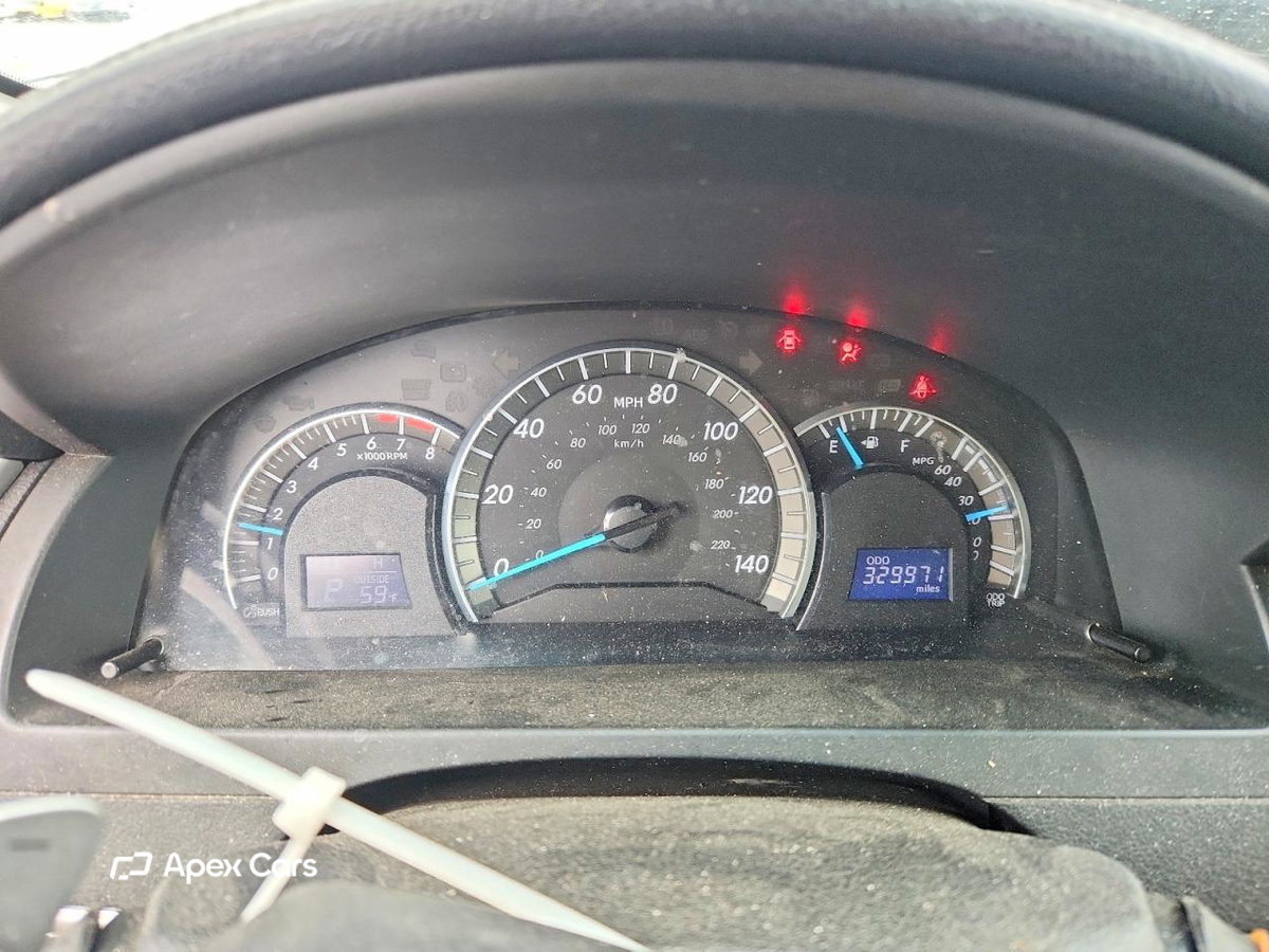 Toyota Camry 2012
