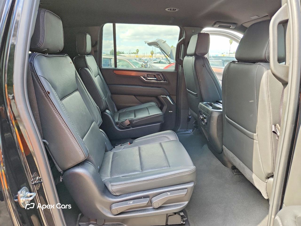 GMC Yukon 2025