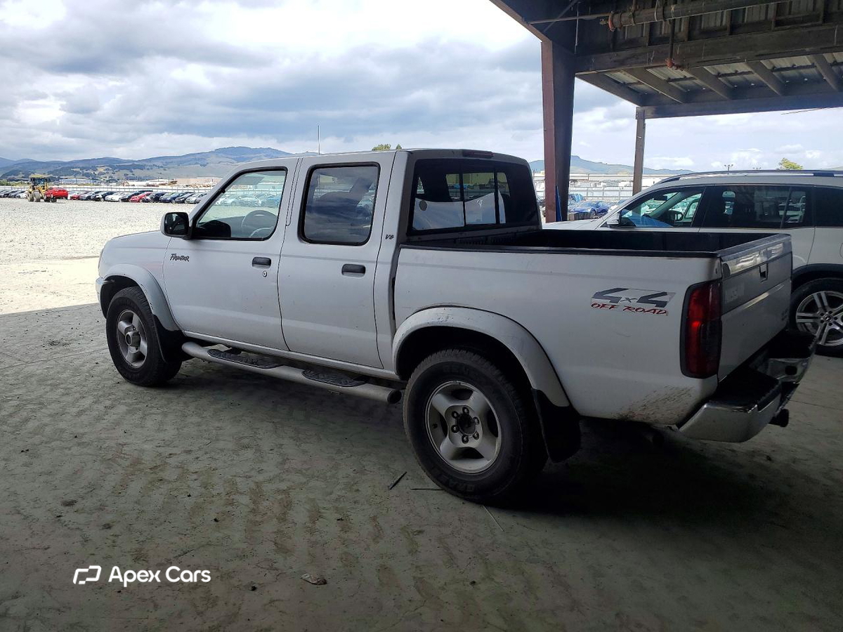 Nissan Navara (Frontier) 2000