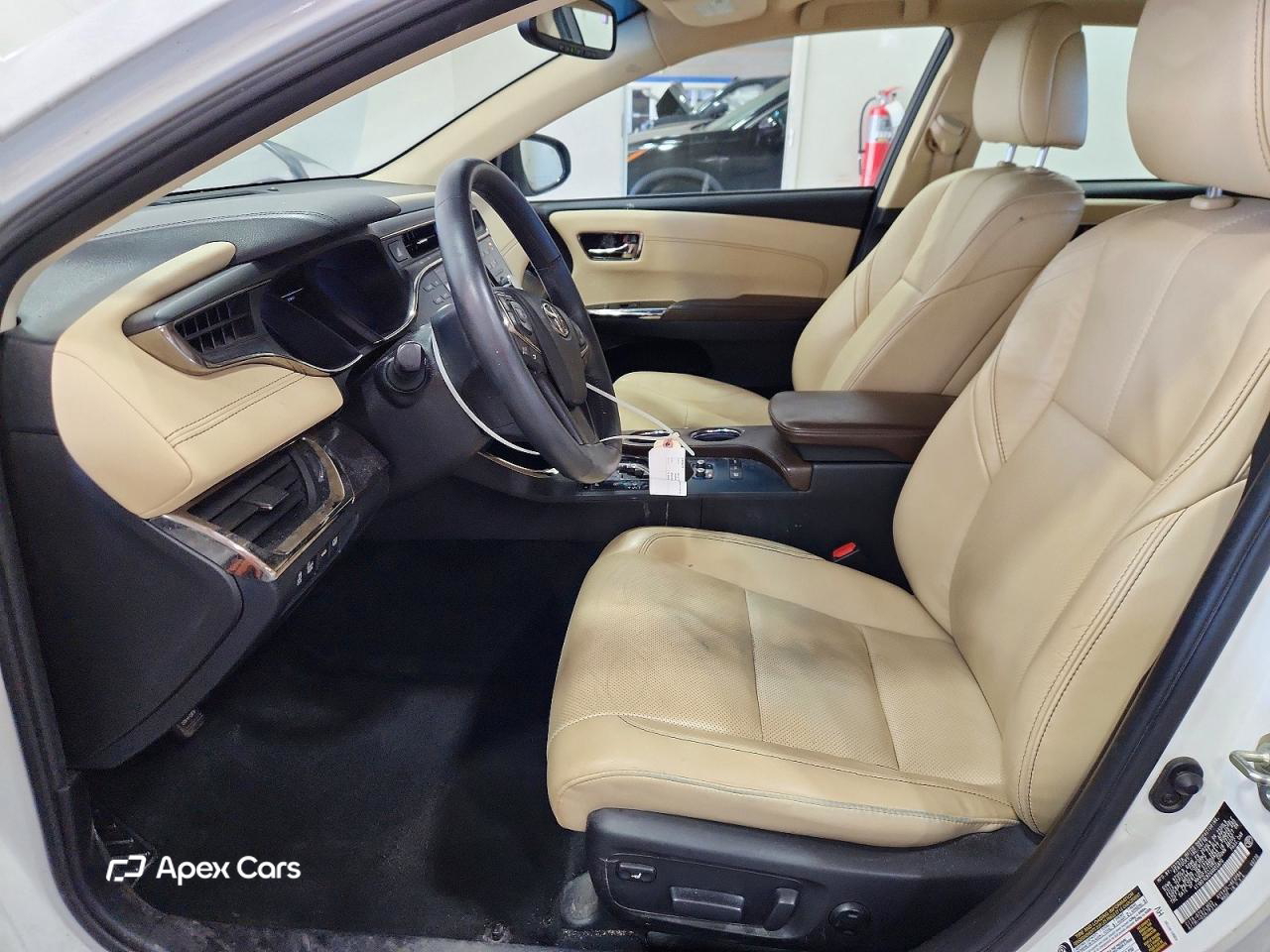Toyota Avalon 2016