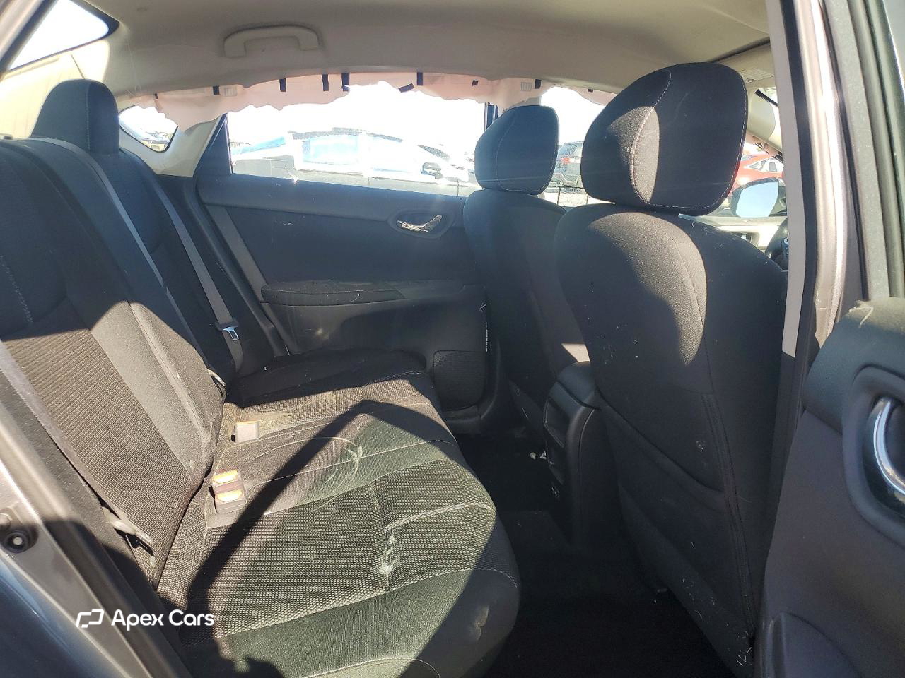 Nissan Sentra 2018