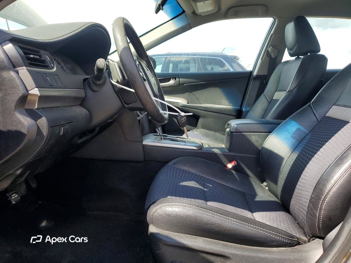 Toyota Camry 2012