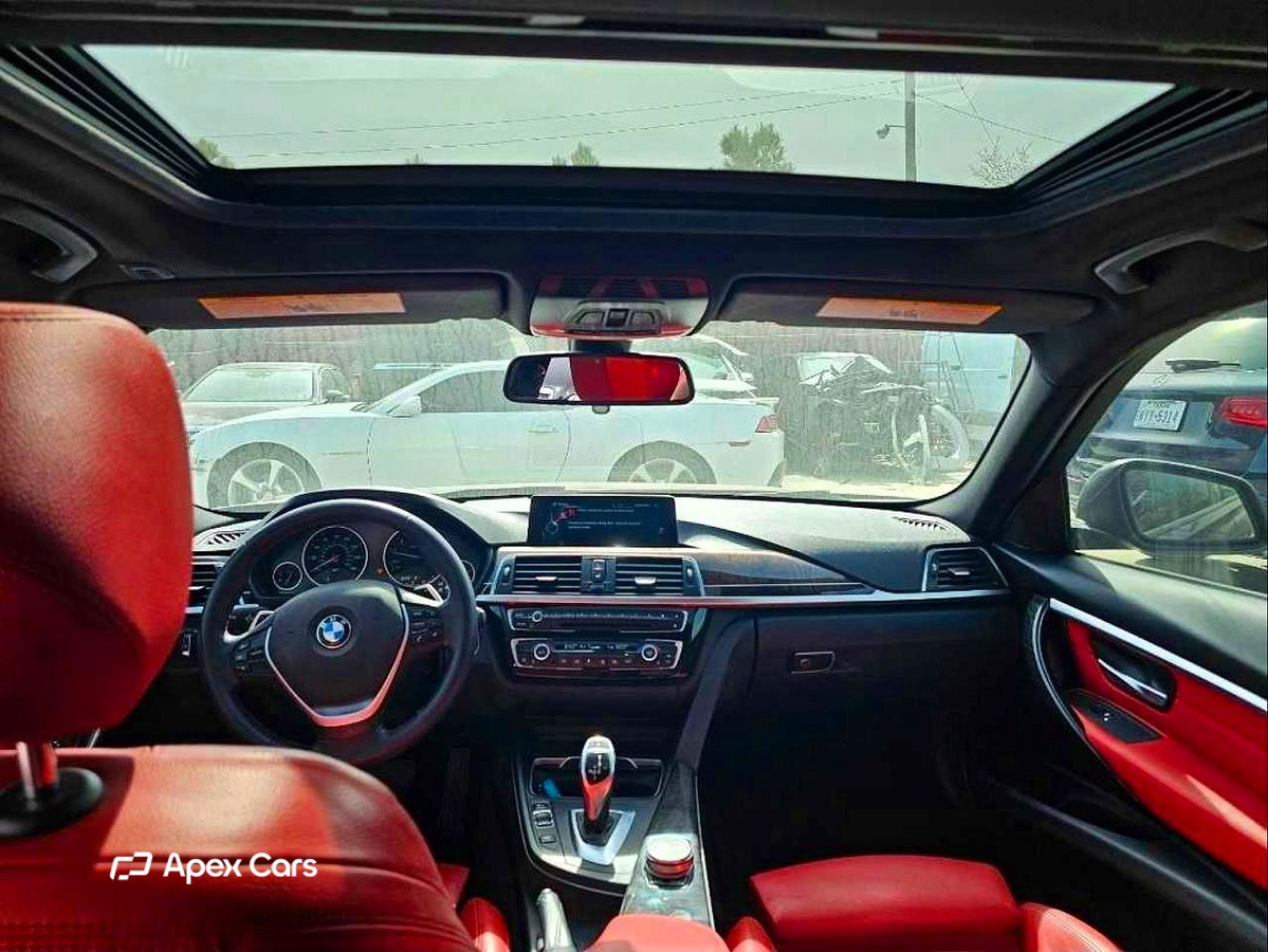 BMW Series 3 2016