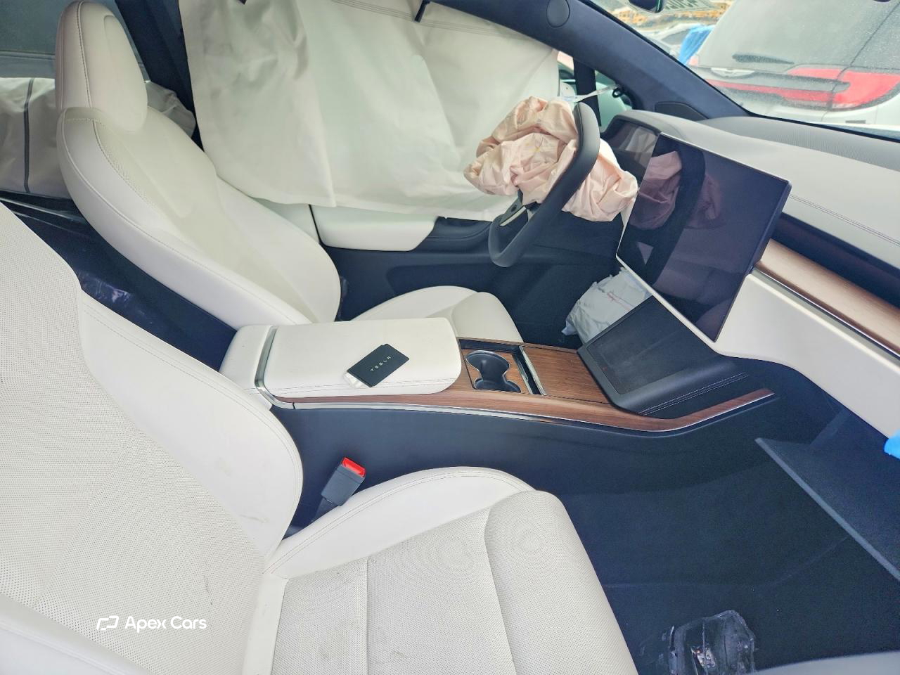 Tesla Model X 2022