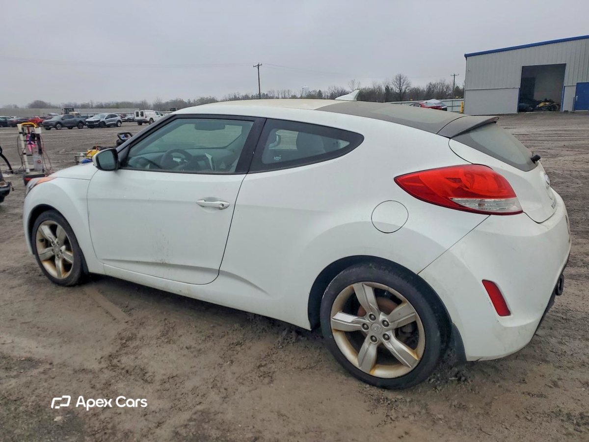 Hyundai Veloster 2013