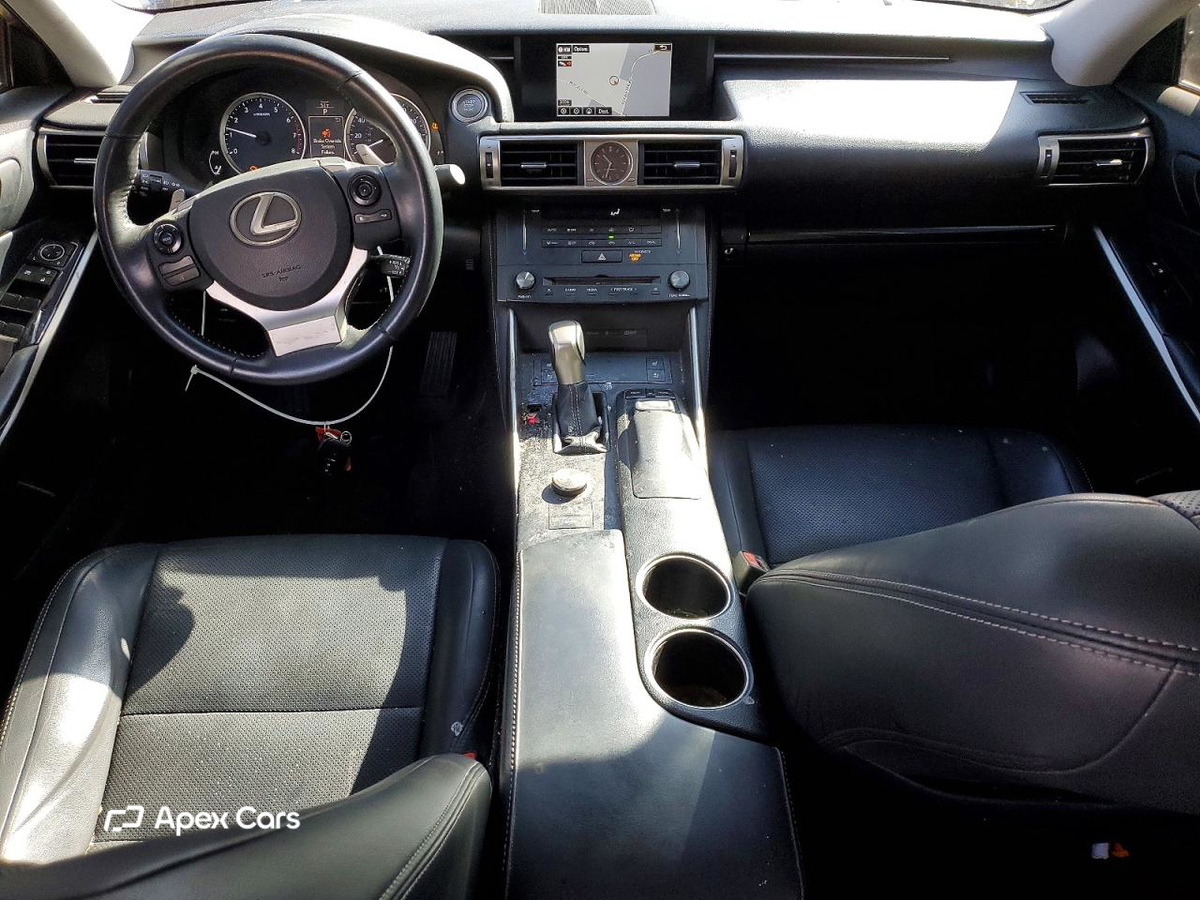 Lexus IS 2015