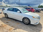 Toyota Avalon 2011
