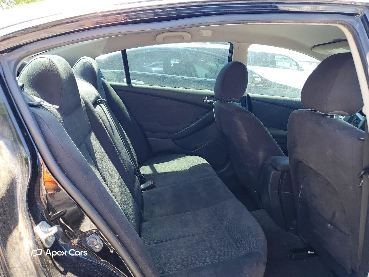Nissan Altima 2012