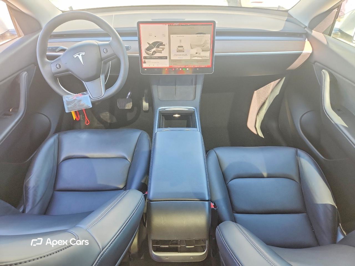Tesla Model Y 2021