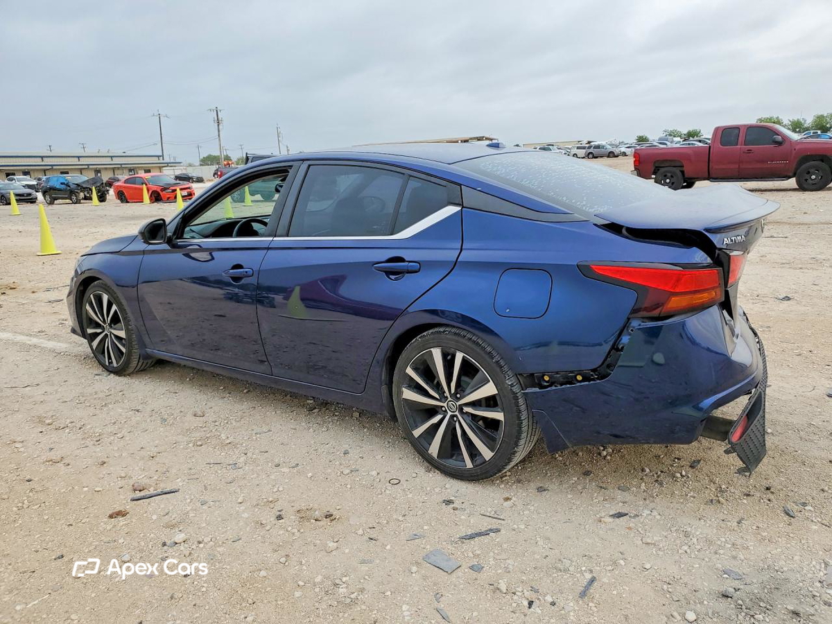 Nissan Altima 2019