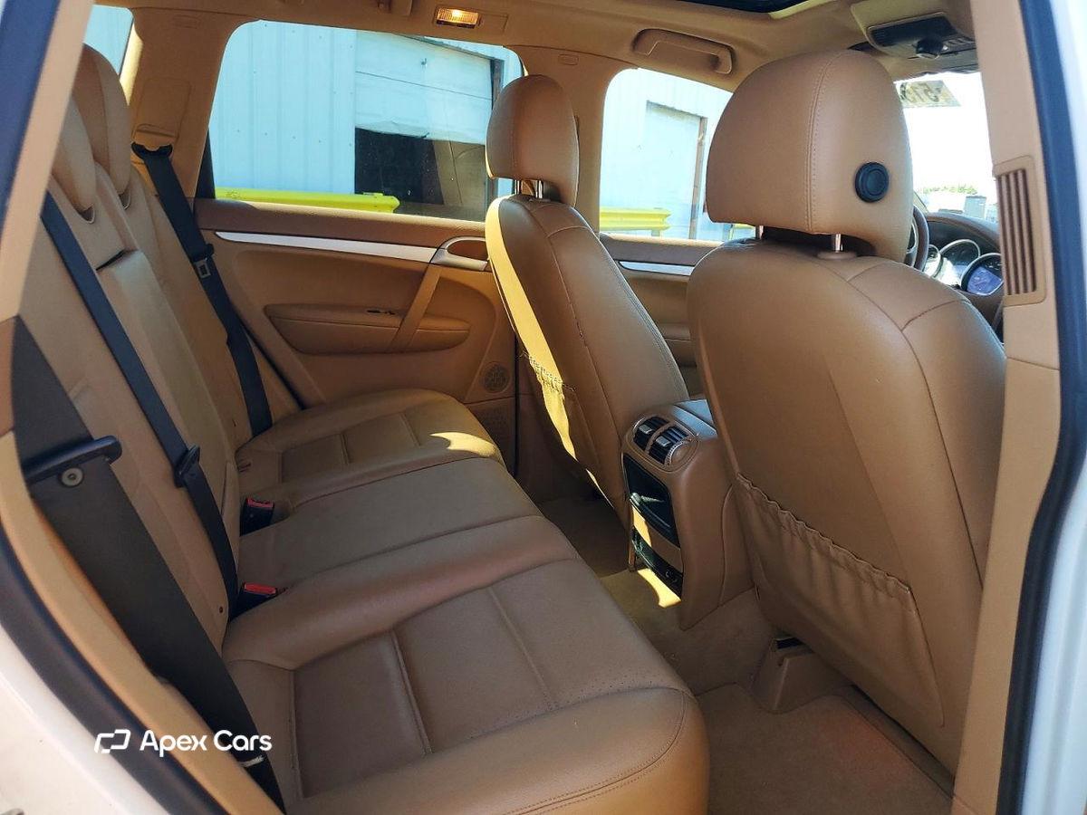 Porsche Cayenne 2010