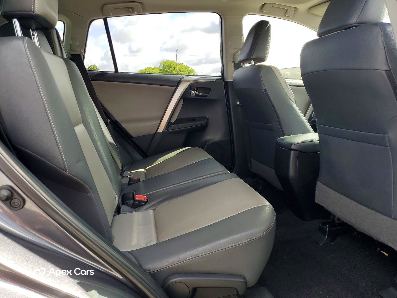 Toyota RAV 4 2015