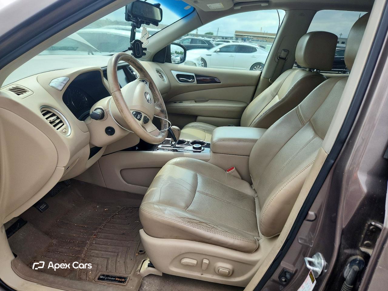 Nissan Pathfinder 2013