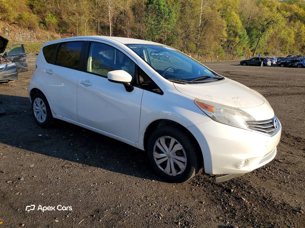 Nissan Versa 2015