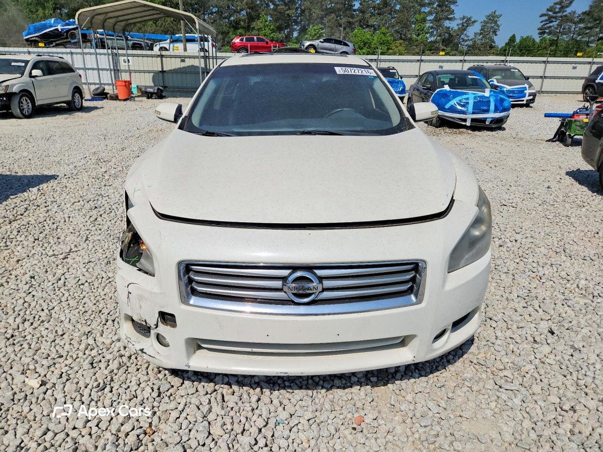 Nissan Maxima 2012