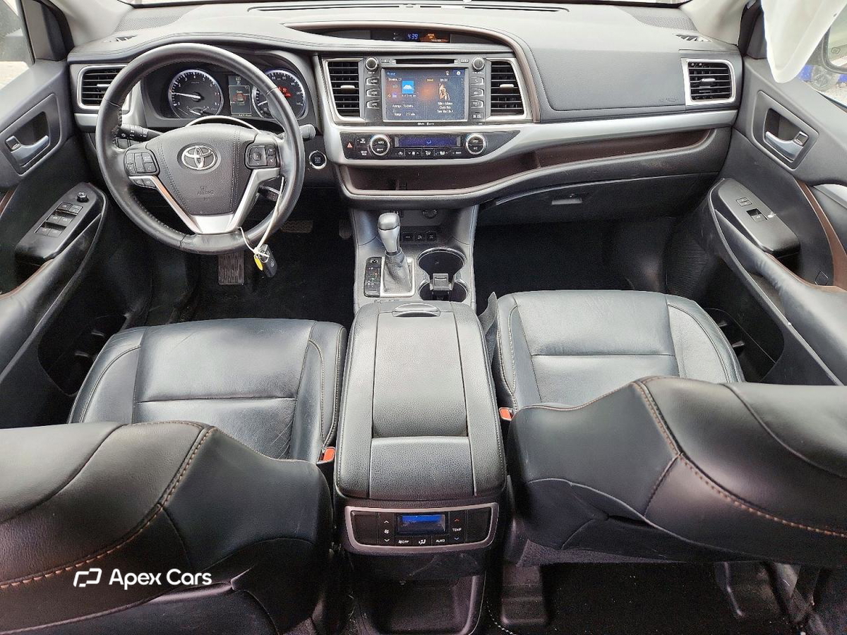 Toyota Highlander 2015