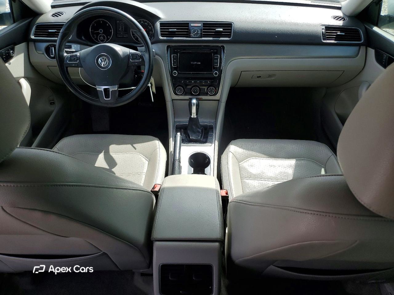 Volkswagen Passat 2014
