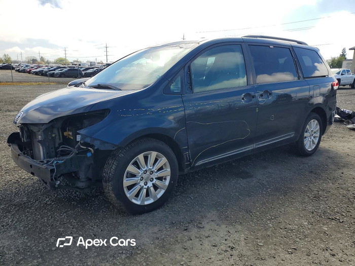 2011 Toyota Sienna - Image 1 of 5