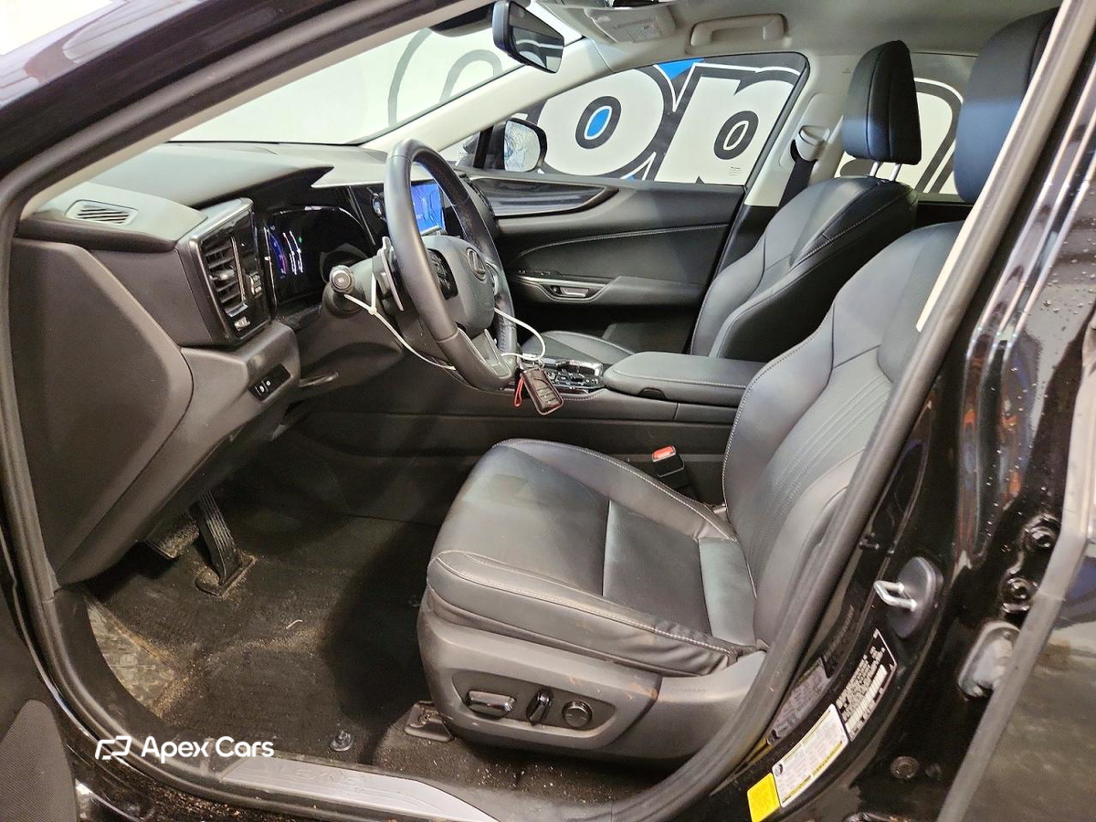Lexus NX 2022