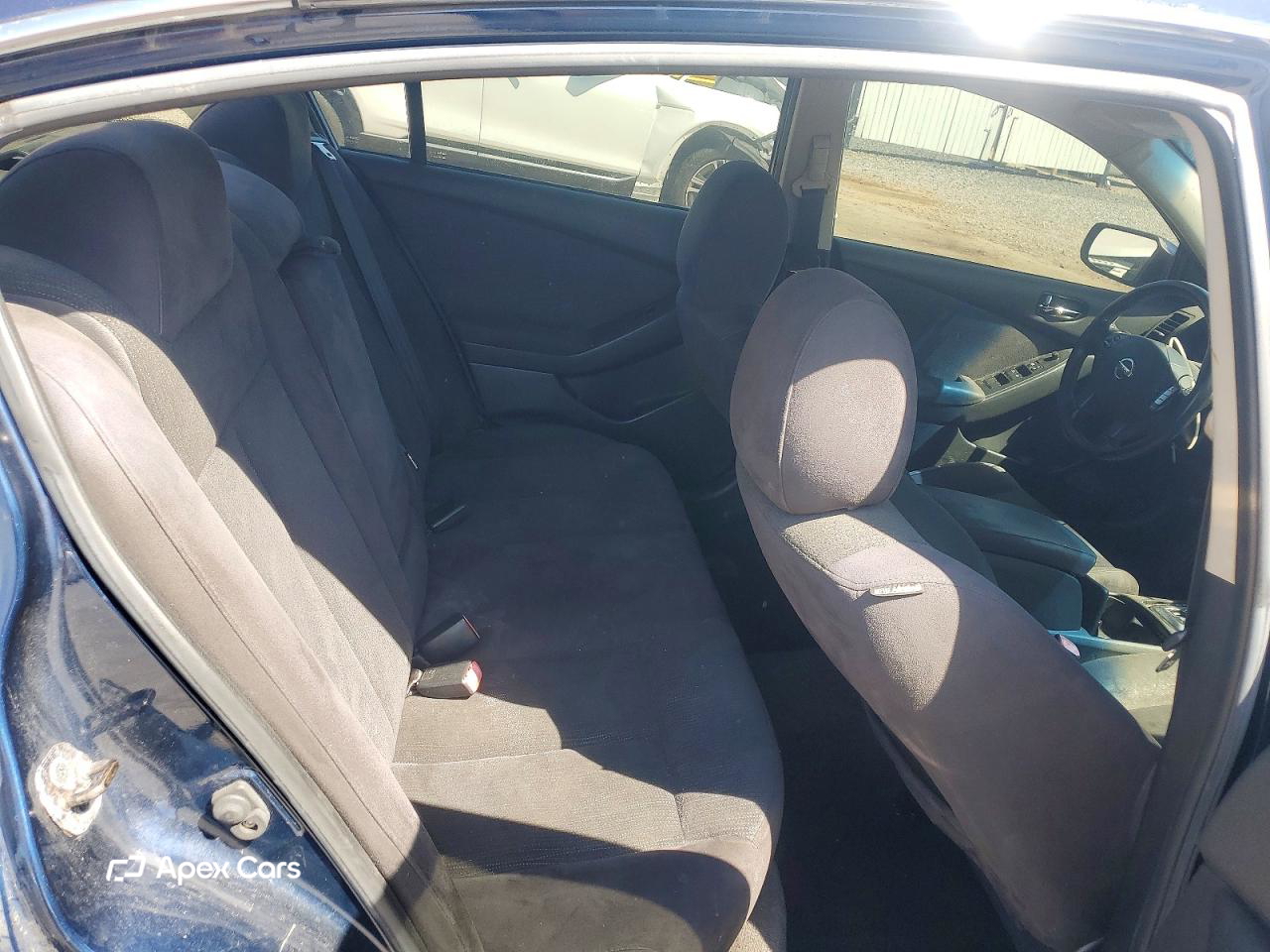 Nissan Altima 2010
