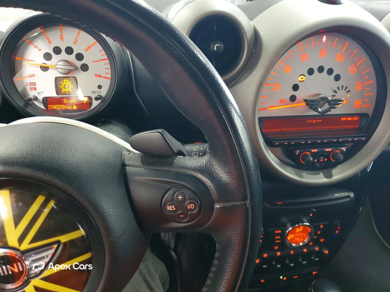 MINI Cooper 2011