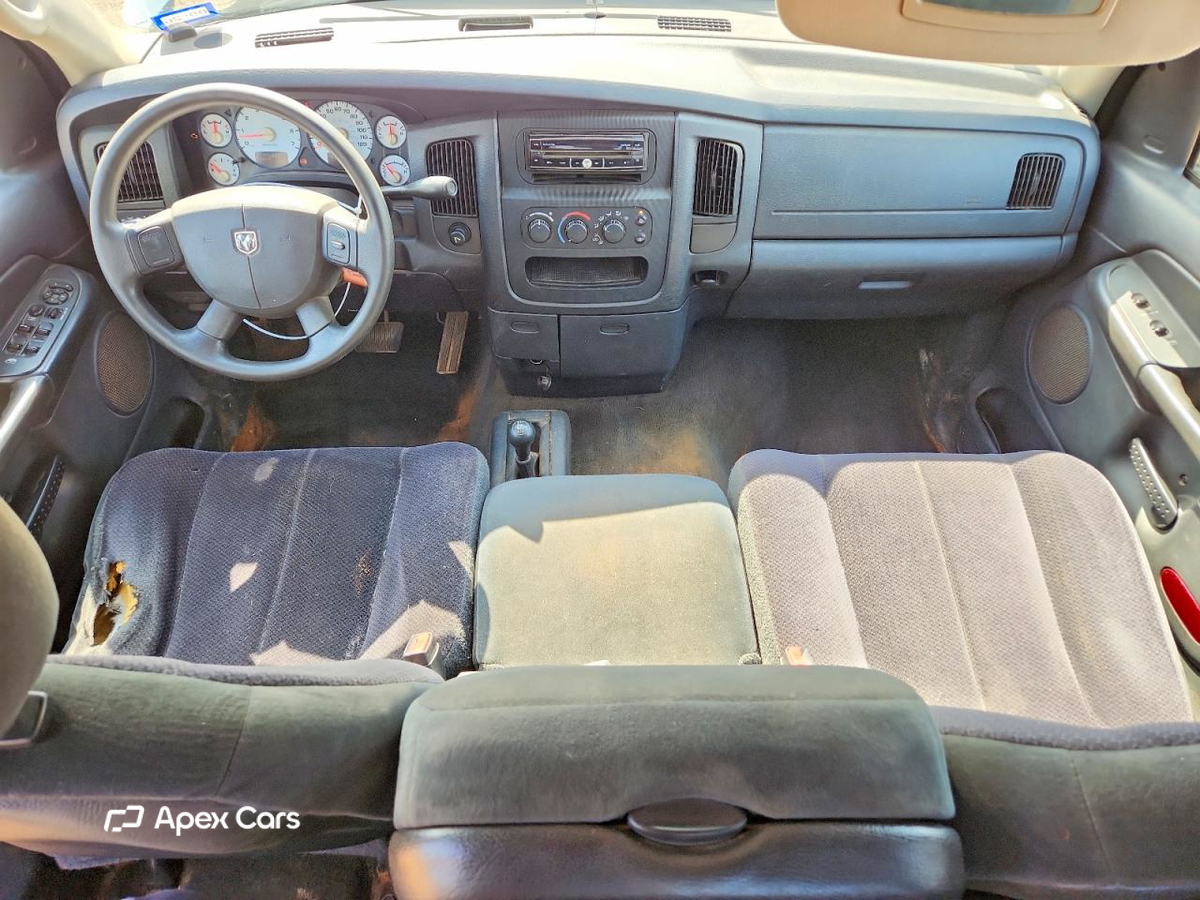 Dodge RAM 2004