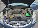 Nissan Altima 2010
