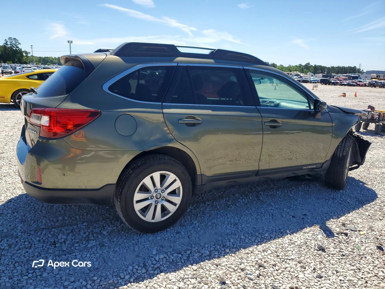 Subaru Outback 2015