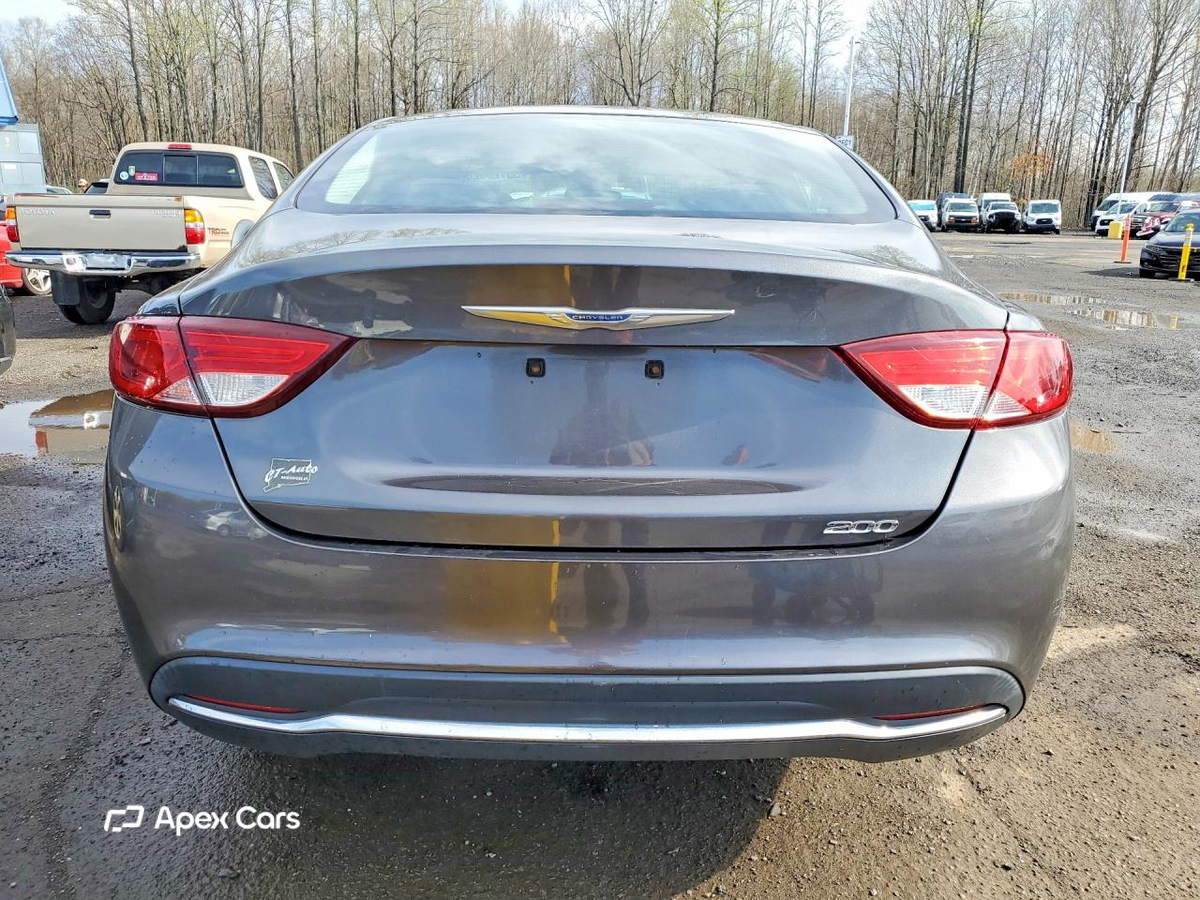 Chrysler 200 2015