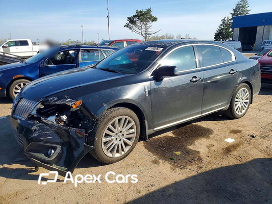 Lincoln MKS 2011 - Image 1 of 13