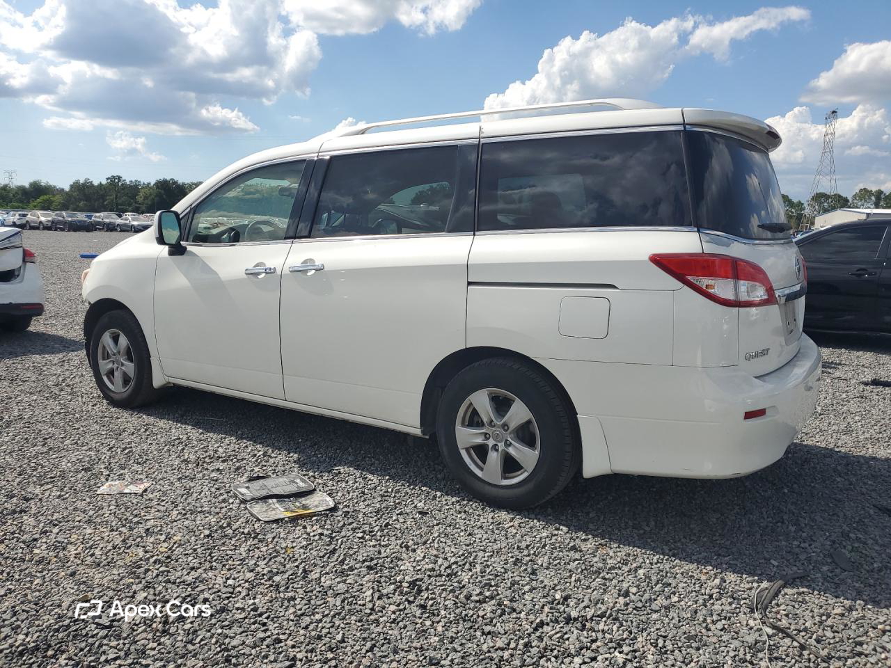 Nissan Quest 2015