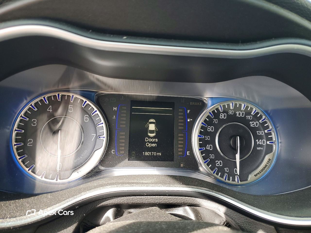 Chrysler 200 2015