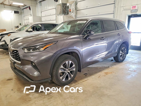 Toyota Highlander 2021 - Image 1 of 13