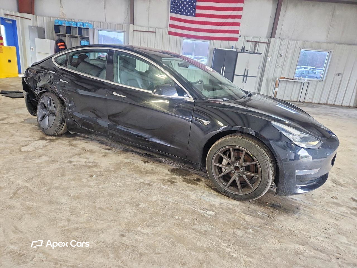 Tesla Model 3 2018