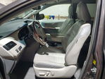 Toyota Sienna 2011