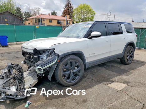 Rivian R1S 2024 - Image 1 of 13