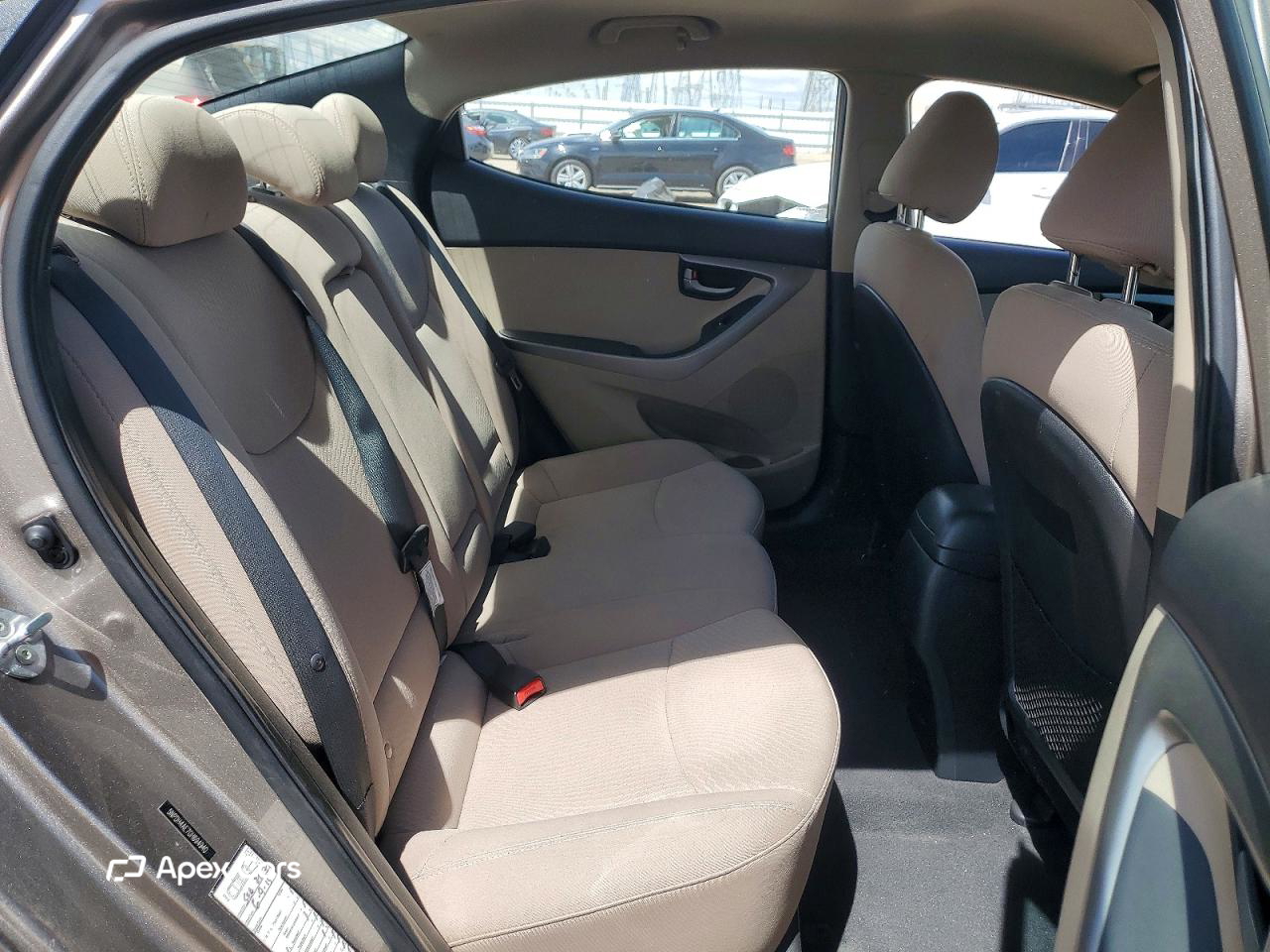 Hyundai Elantra 2016