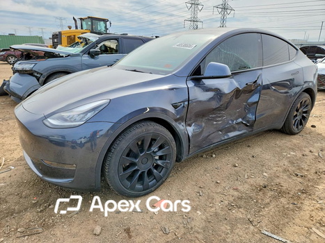 Tesla Model Y 2021 - Image 1 of 13