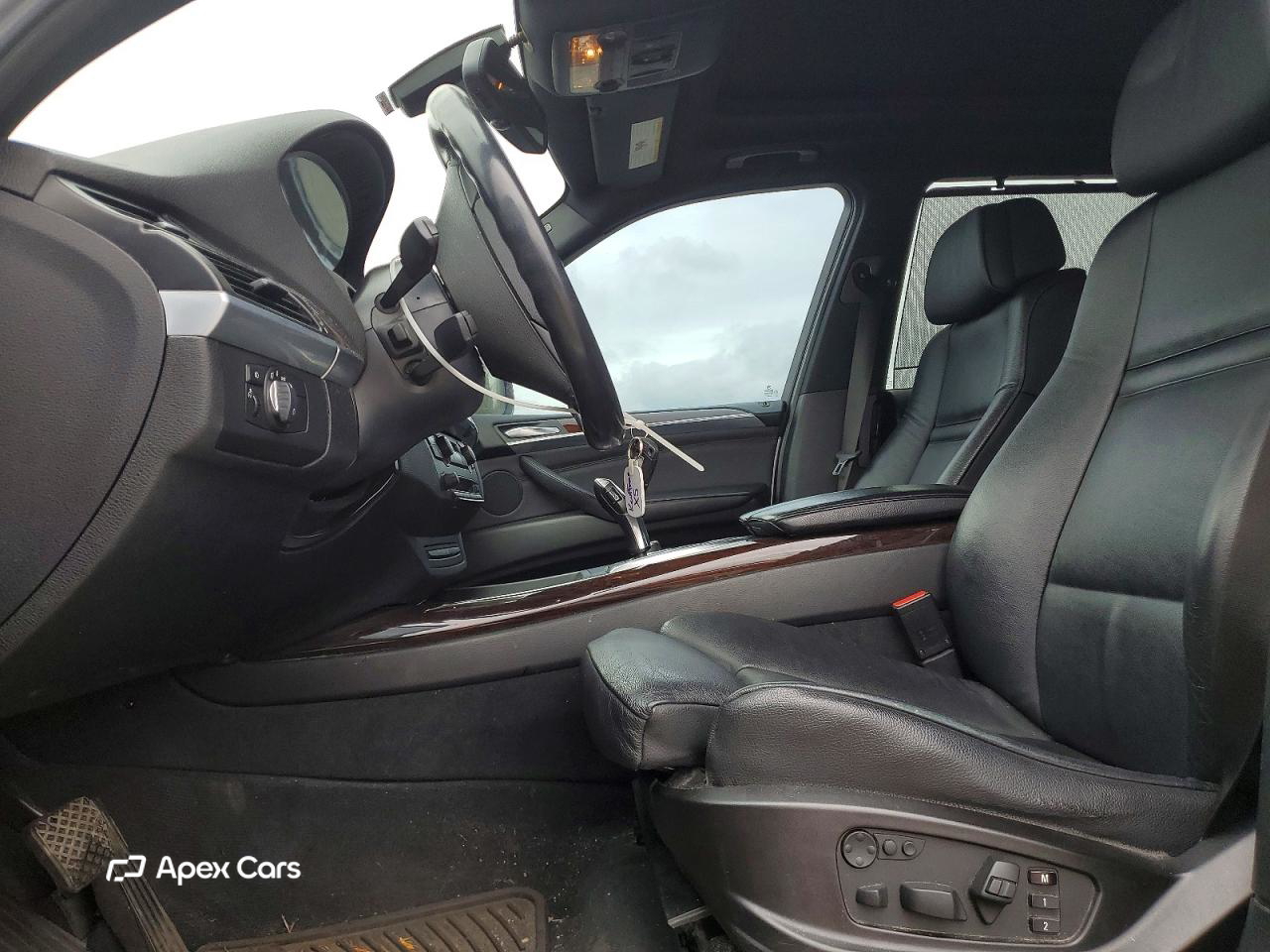 BMW X5 2011