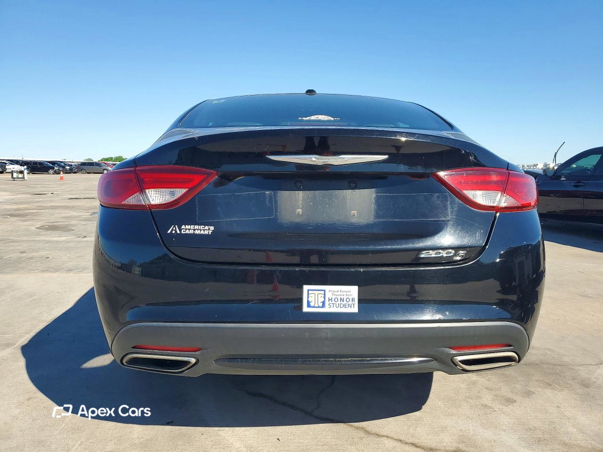 Chrysler 200 2015