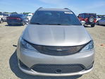 Chrysler Pacifica 2019
