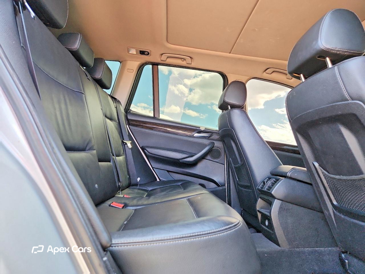 BMW X3 2012