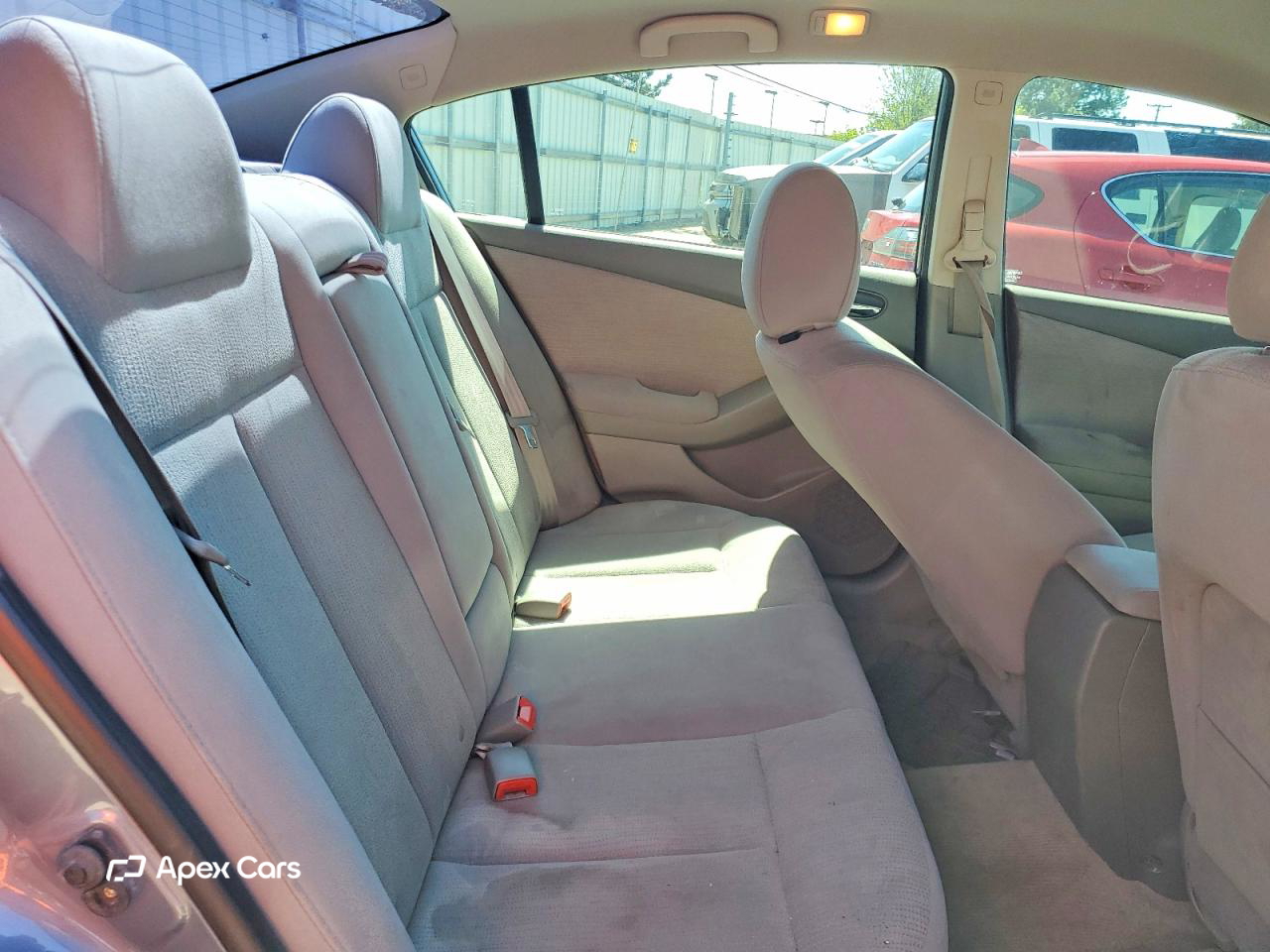Nissan Altima 2012