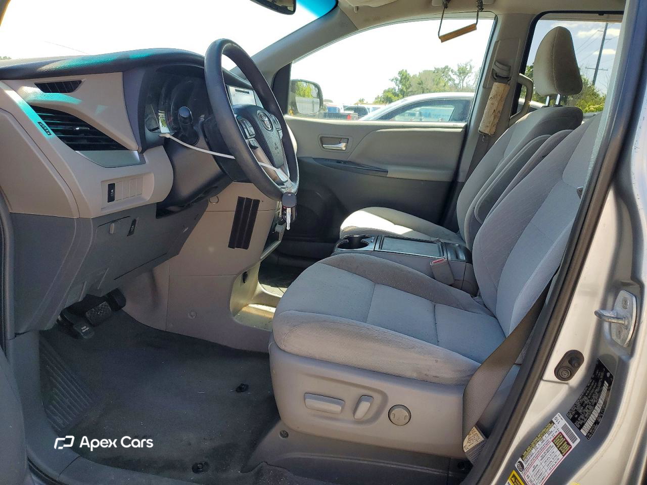 Toyota Sienna 2016