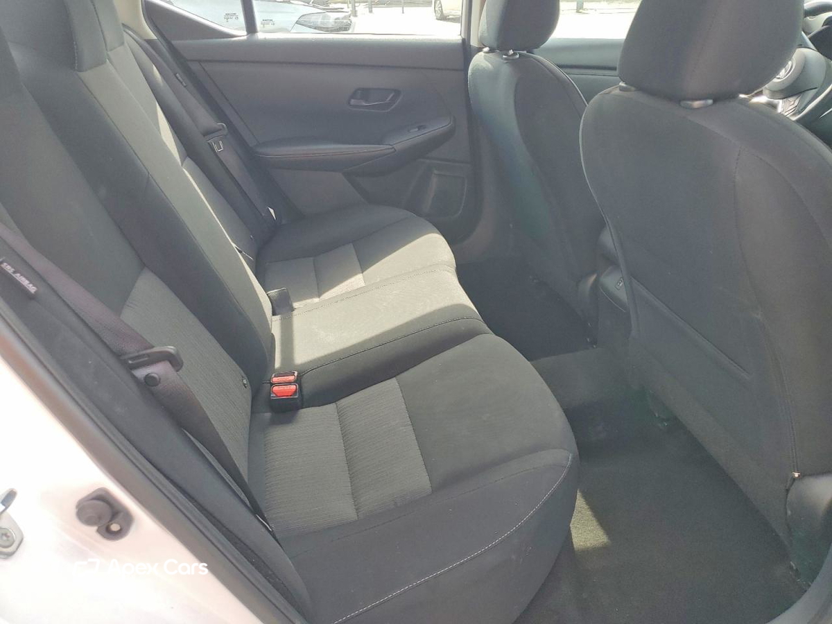 Nissan Sentra 2024
