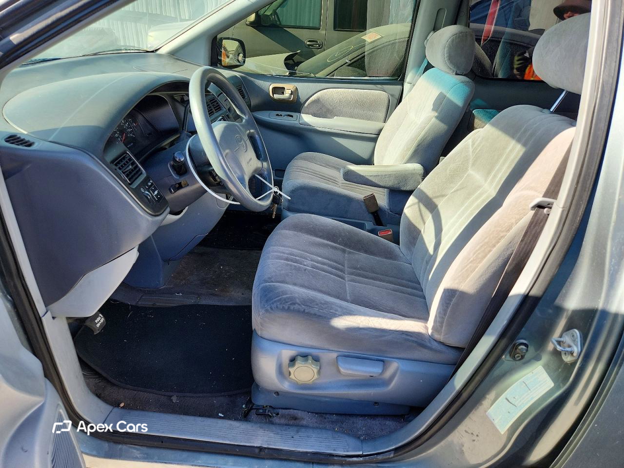 Toyota Sienna 2000