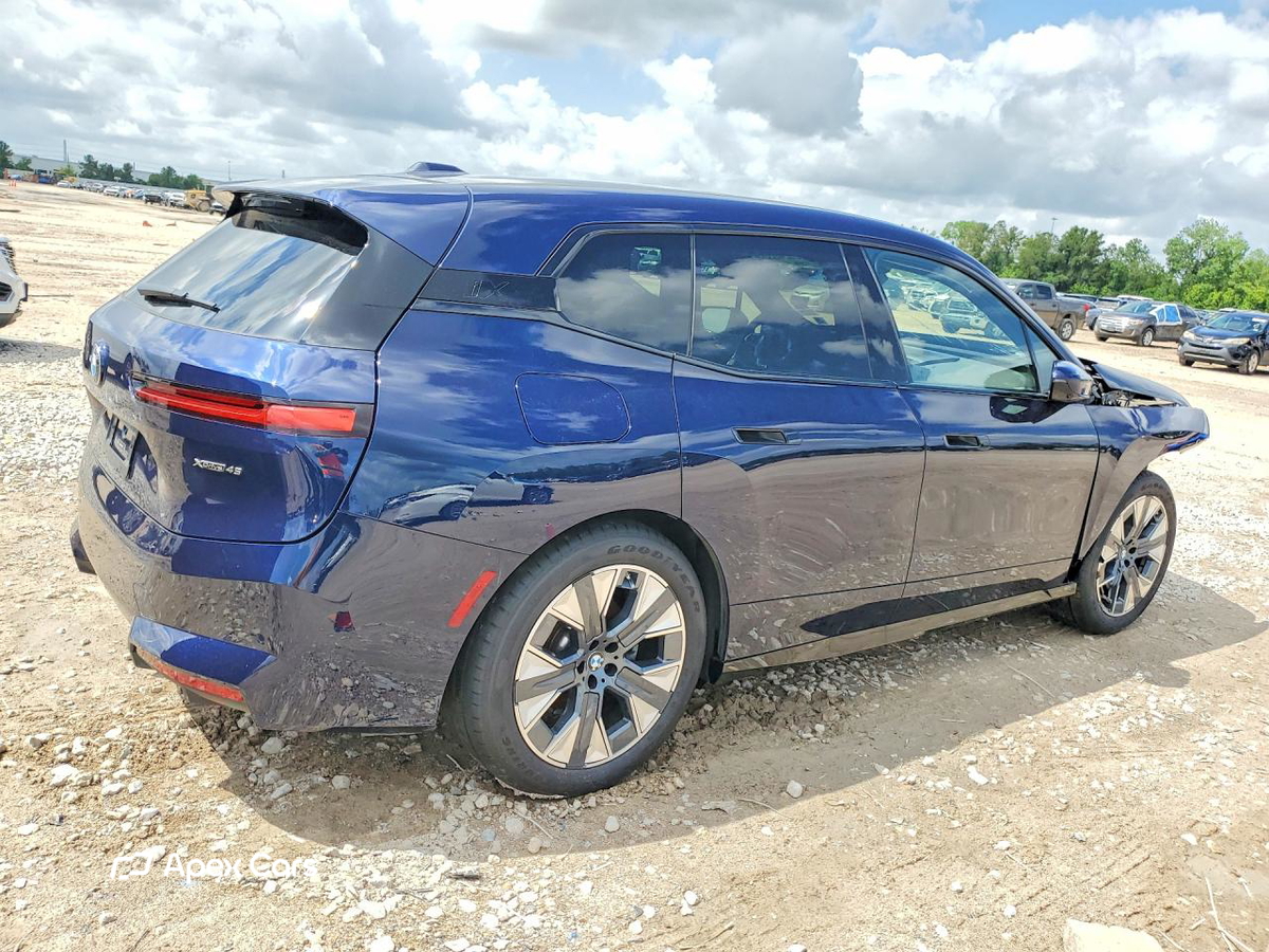 BMW iX 2026