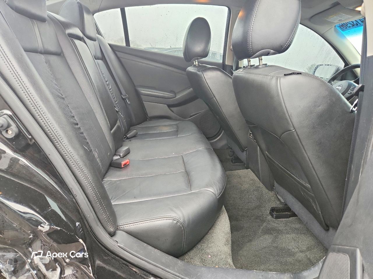 Nissan Altima 2012
