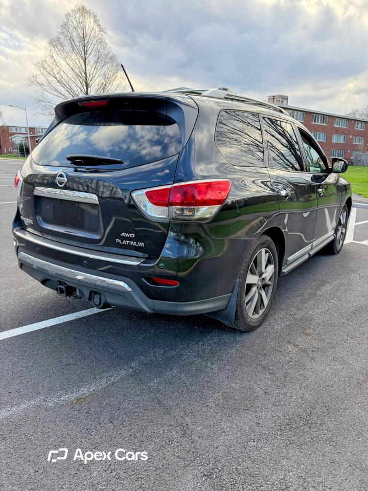 Nissan Pathfinder 2015