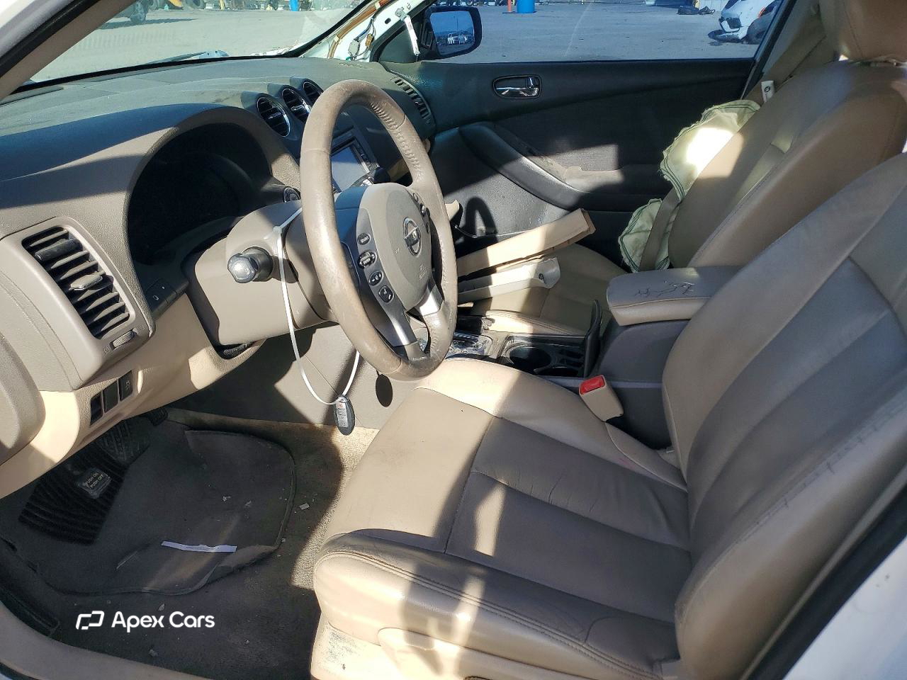 Nissan Altima 2011